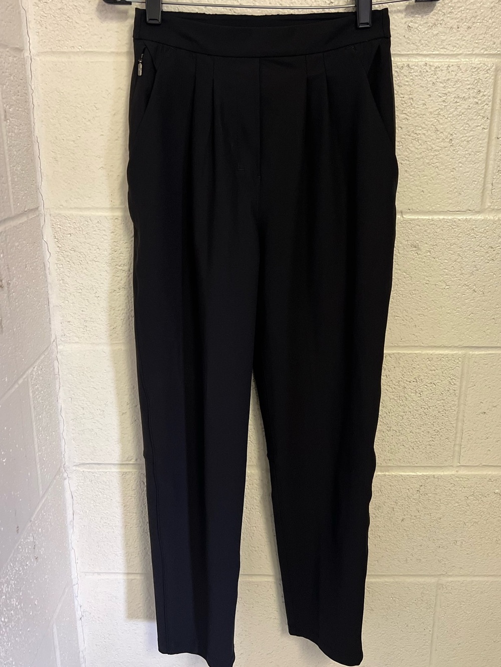 Lululemon Essential High-Rise Trouser Front Pleated